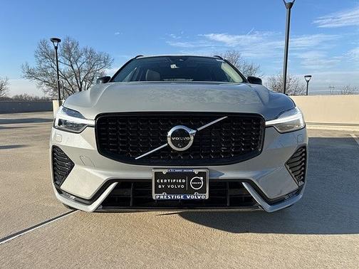 2025 Volvo XC60 Plus