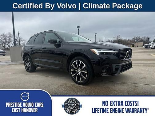 Onyx Black 2023 Volvo XC60 Plus