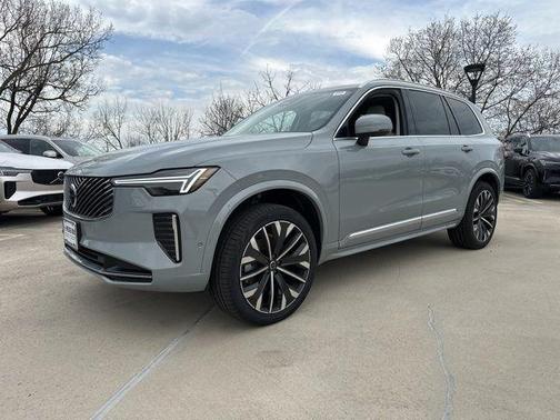 Metallic 2026 Volvo XC90 B6 Ultra 7-Seater