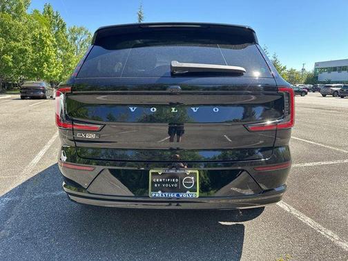Onyx Black Metallic 2025 Volvo EX90 Twin Motor Plus