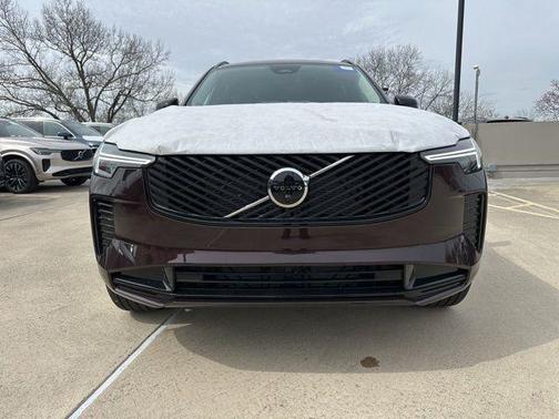 Mulberry Red 2026 Volvo XC90 B6 Ultra Dark Theme 7-Seater