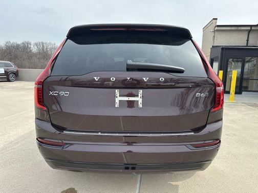 Mulberry Red 2026 Volvo XC90 B6 Ultra Dark Theme 7-Seater
