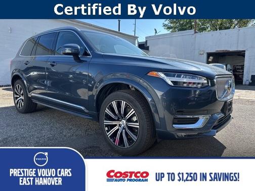 2025 Volvo XC90 B5 Core