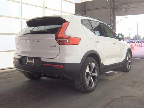 Crystal White 2026 Volvo XC40 B5 Plus