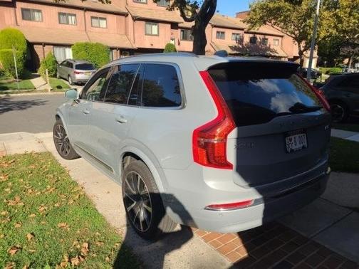 2024 Volvo XC90 B5 Plus Bright