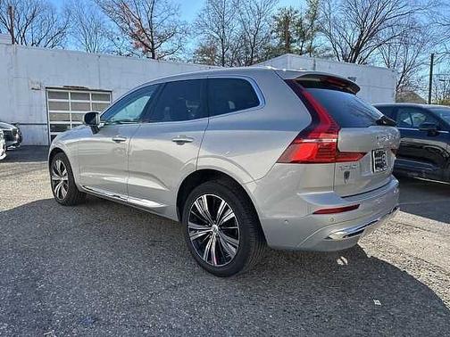 2023 Volvo XC60 Plus