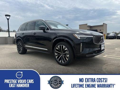 Onyx Black Metallic 2026 Volvo XC90 B6 Ultra 7-Seater