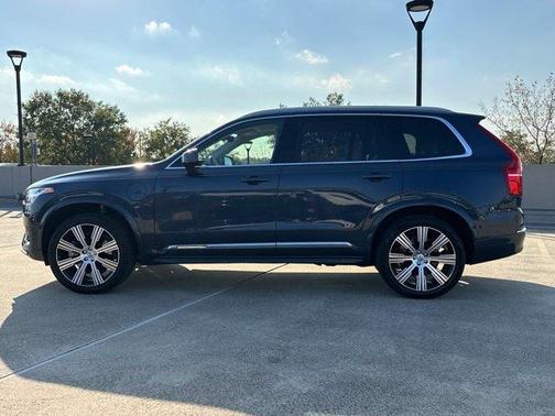 Denim Blue Metallic 2024 Volvo XC90 Recharge Plug-In Hybrid T8 Ultimate Bright Theme 7-Seater
