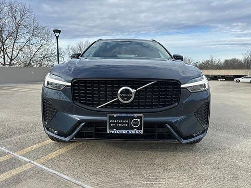 2025 Volvo XC60 Plus