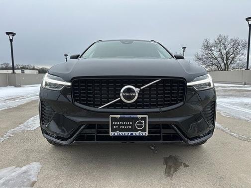 2025 Volvo XC60 Core