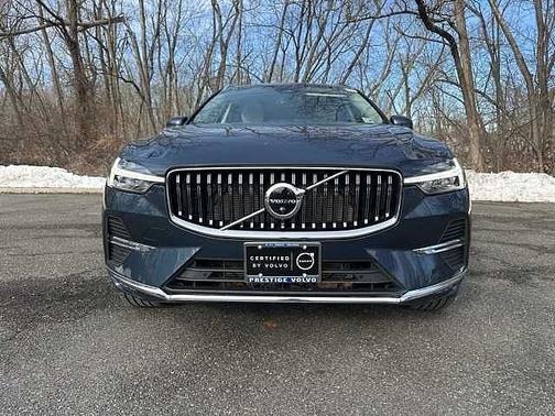 2023 Volvo XC60 Plus
