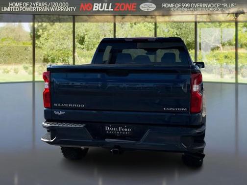 2022 Chevrolet Silverado 1500 Custom