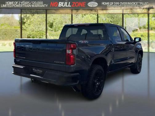 2022 Chevrolet Silverado 1500 Custom