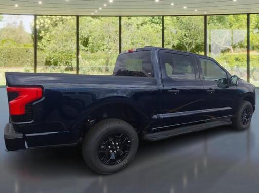 2025 Ford F-150 Lightning XLT