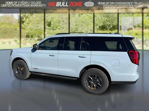 GLACIER GRAY MET TRI-COAT 2026 Ford Expedition Tremor