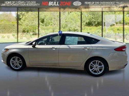 WHITE GOLD 2018 Ford Fusion SE
