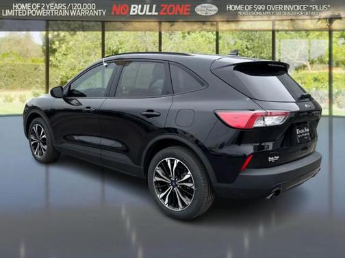 AGATE BLACK METALLIC 2022 Ford Escape SEL