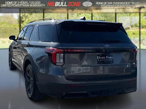 2025 Ford Explorer ST-Line