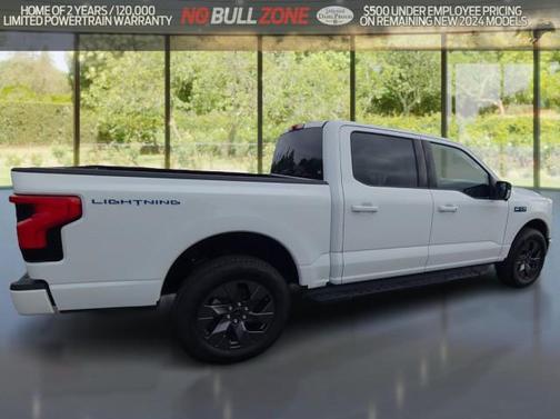 2025 Ford F-150 Lightning Flash