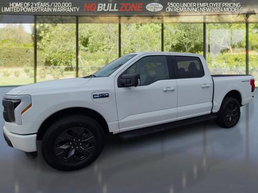 2025 Ford F-150 Lightning Flash