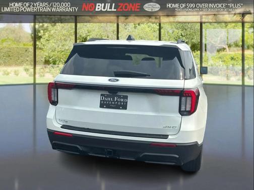 Star White Metallic Tri-Coat 2026 Ford Explorer ST-Line