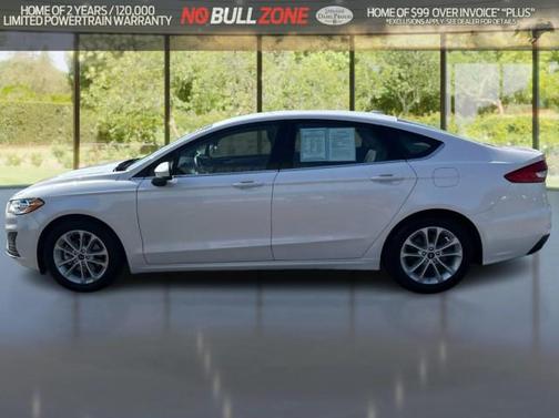 2020 Ford Fusion SE