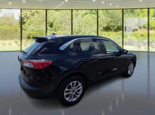 2021 Ford Escape Titanium