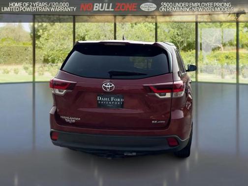 2019 Toyota Highlander SE