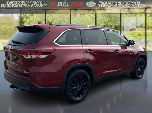 2019 Toyota Highlander SE