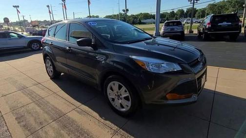 2016 Ford Escape S