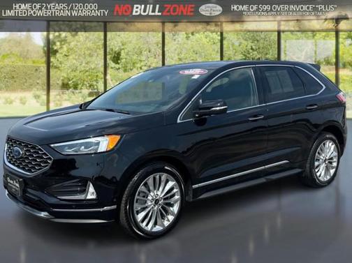 2022 Ford Edge Titanium