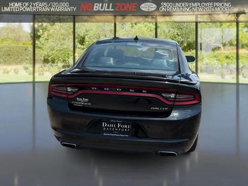 2016 Dodge Charger SXT