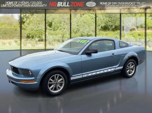 2005 Ford Mustang Deluxe