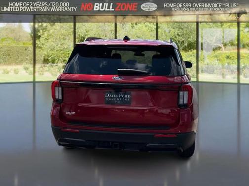 2025 Ford Explorer ST-Line