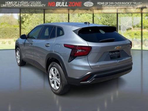 Sterling Gray Metallic 2024 Chevrolet Trax LS