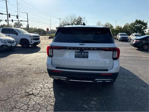 2025 Ford Explorer Active