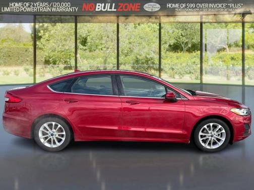 2020 Ford Fusion SE