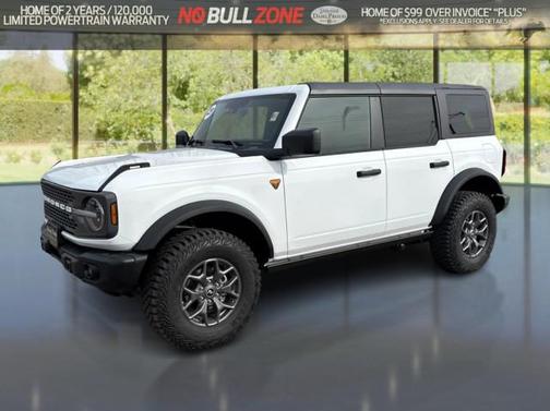 OXFORD WHITE 2025 Ford Bronco Badlands