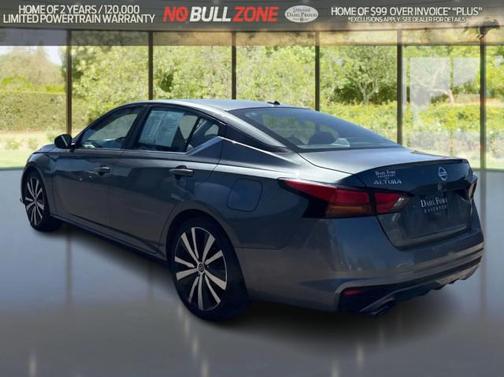 Gun Metallic 2021 Nissan Altima SR FWD