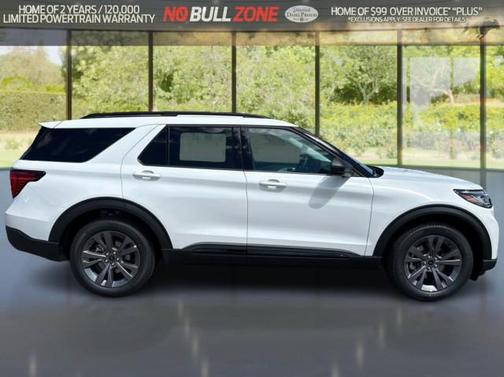 Star White Metallic Tri-Coat 2026 Ford Explorer Active