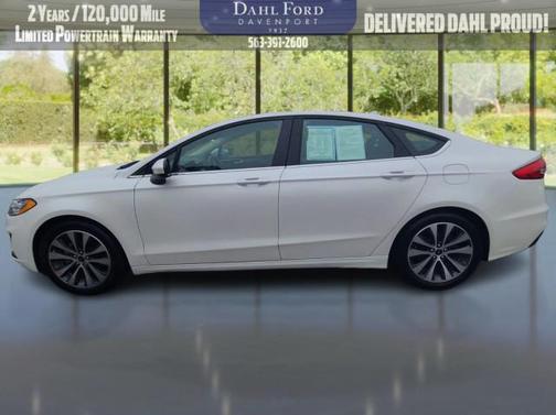 2020 Ford Fusion SE