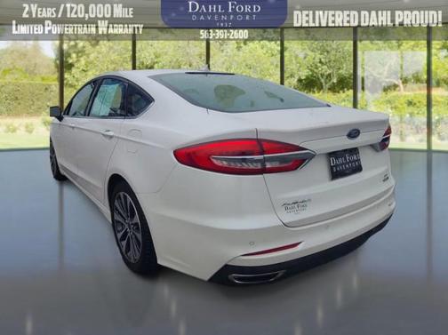 2020 Ford Fusion SE