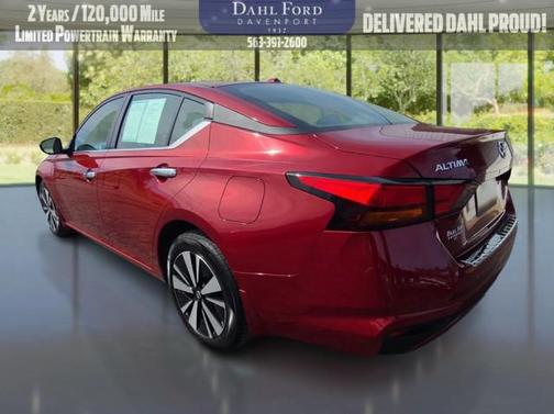 2022 Nissan Altima 2.5 SV