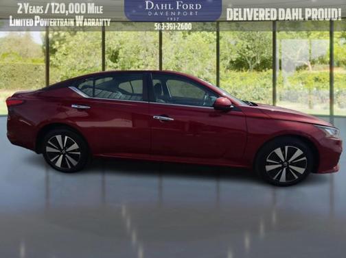 2022 Nissan Altima 2.5 SV