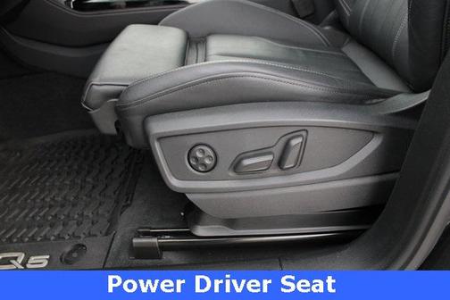 2025 Audi Q5 45 S line Premium Plus