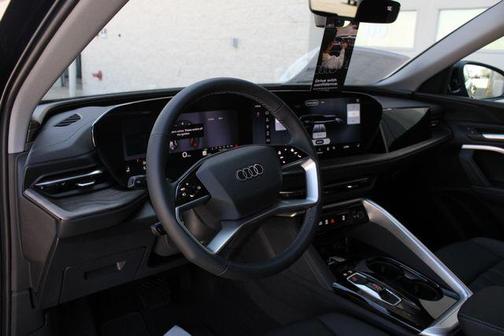 Mythos Black Metallic 2026 Audi Q5 Premium TFSI quattro S tronic