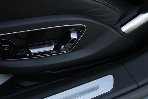 Moonlight Blue Metallic 2020 Audi A8 L 60