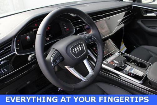 2025 Audi Q7 55 Premium Plus