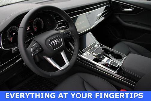 2025 Audi Q8 55 Premium