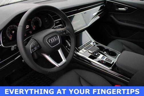 2025 Audi Q8 55 Premium